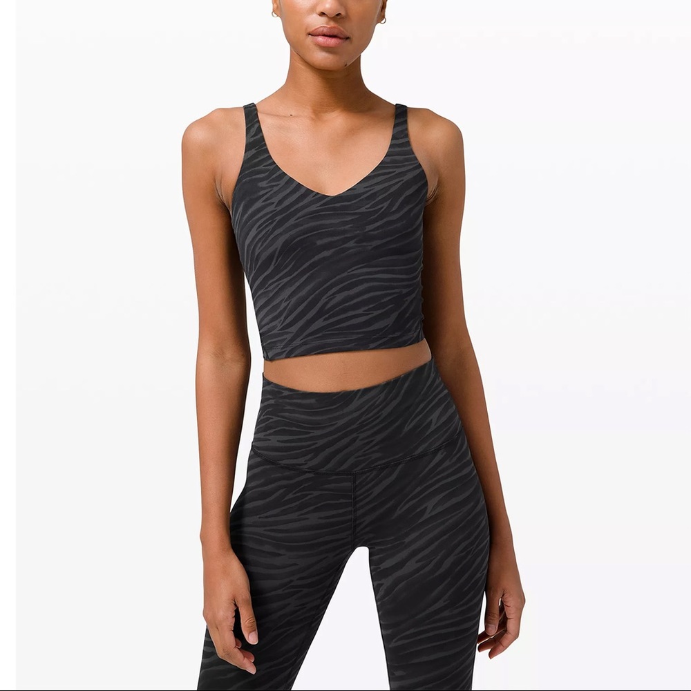 Black lululemon aligned tank top with stripes